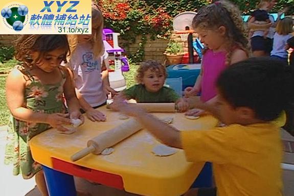 天才寶貝熊 Baby Genius 音樂成就不同 最喜愛的兒童歌曲 Favorite Children’s Songs 01-04集(幼兒教學)(適用任何家用DVD播放機)(DVD版)